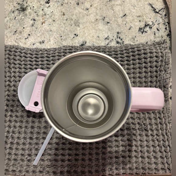 Stanley OG Orchid 40oz - Picture 5 of 6